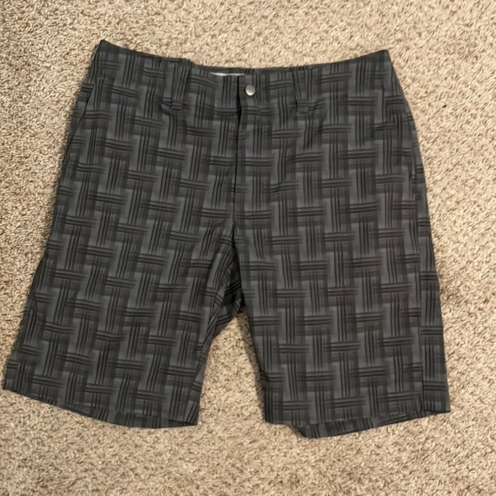Callaway mens 34 golf shorts